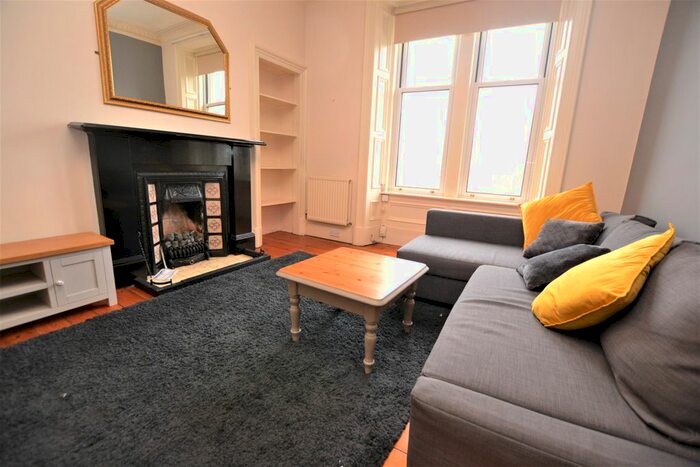 1 Bedroom Flat To Rent In Inverleith Gardens, Inverleith, Edinburgh, EH3