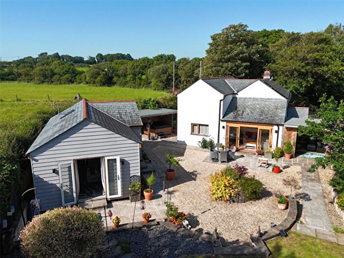 4 Bedroom Detached House For Sale In Launcells, Bude, EX23