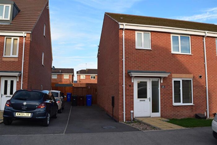 3 Bedroom Semi Detached House To Rent In Balata Way, Burton-On-Trent, Staffordshire, DE13