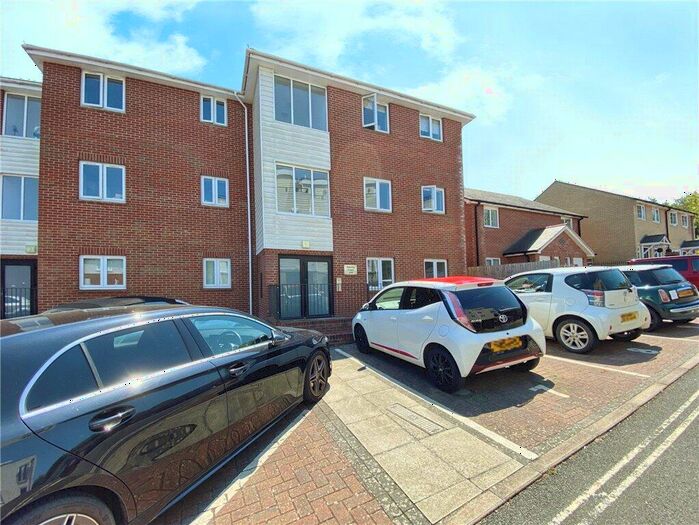 2 Bedroom Apartment For Sale In Atherley Park Close, Shanklin, Isle Of Wight, PO37