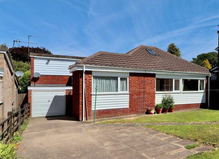 4 Bedroom Detached Bungalow For Sale In Parkside, Nettleham, Lincoln, LN2