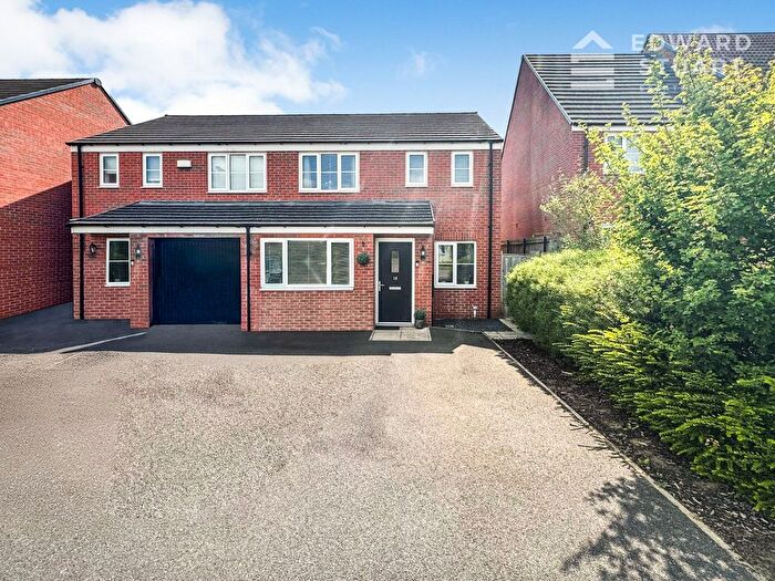 3 Bedroom Semi-Detached House For Sale In Ash Close, Yaxley, Peterborough, Cambridgeshire, PE7