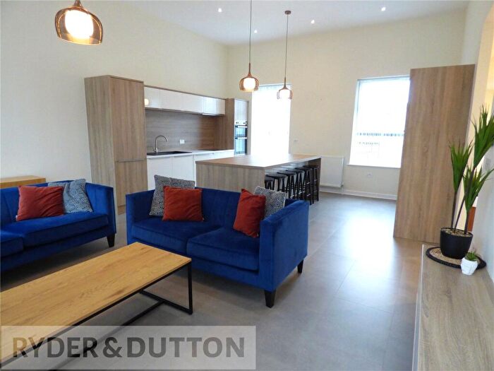 3 Bedroom Apartment To Rent In Bank Street, Rawtenstall, Rossendale, Lancashire, BB4