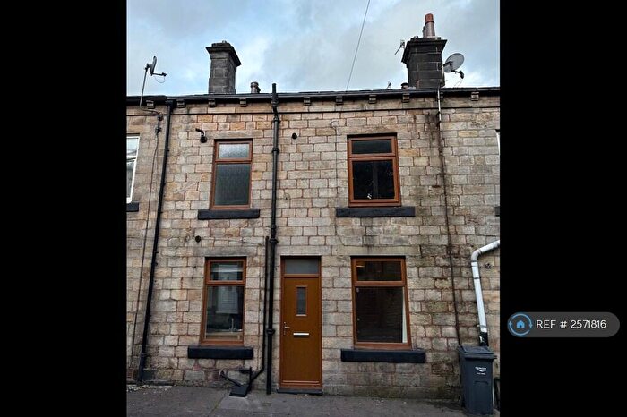2 Bedroom Terraced House To Rent In Gladstone Street, Todmorden, OL14