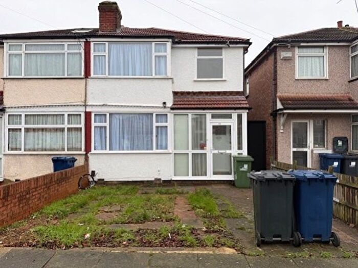 3 Bedroom Semi Detached House To Rent In Wood End Gardens, Northolt, Greater London, UB5