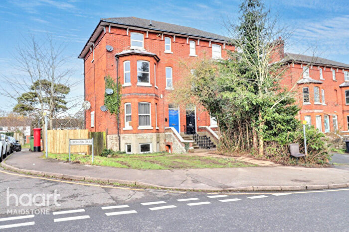 1 Bedroom Apartment For Sale In Buckland Hill, Maidstone, ME16
