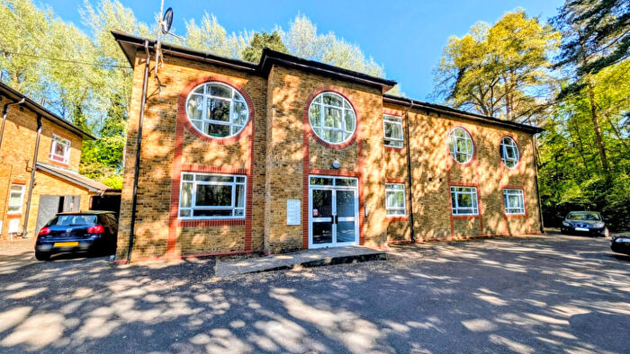 2 Bedroom Apartment For Sale In Compton Place, Bordon, Hampshire, GU35