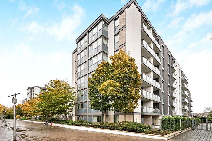 2 Bedroom Flat For Sale In Simmonds House, Clayponds Lane, Brentford, Middlesex, TW8