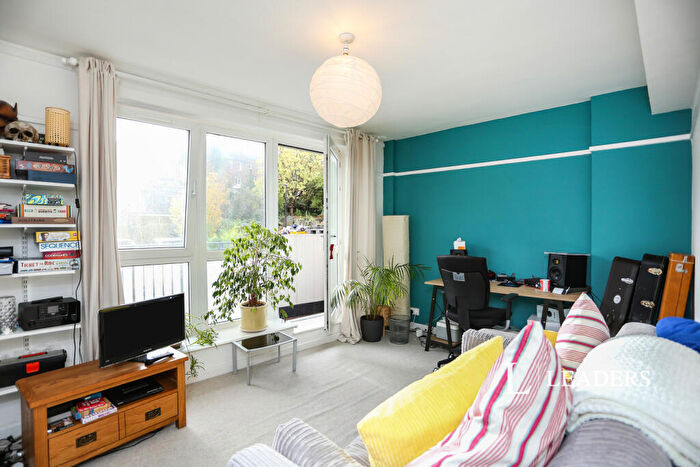 1 Bedroom Flat To Rent In Wood Vale, London, SE23