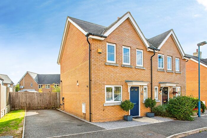 2 Bedroom Semi-detached House For Sale In Stagwell Road, Great Cambourne, Cambridge, CB23