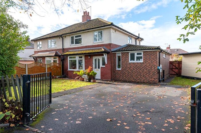 4 Bedroom Semi Detached House For Sale In Cragg Road, Horsforth, Leeds, LS18
