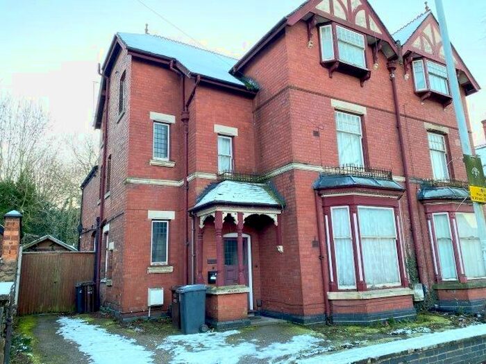 2 Bedroom Property To Rent In Oaklands Road, Wolverhampton, WV3