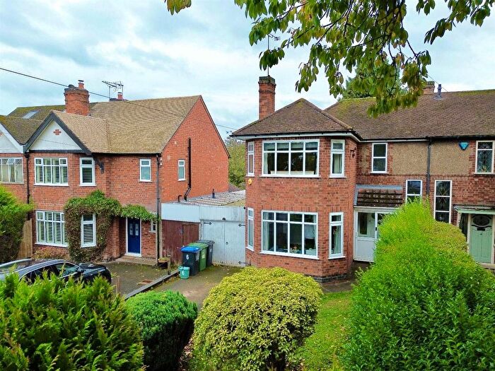3 Bedroom Semi Detached House For Sale In Coventry Road, Kenilworth, CV8