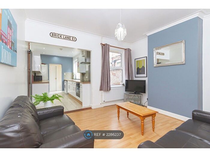 3 Bedroom Terraced House To Rent In Paton Street, Leicester, LE3