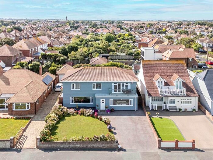 4 Bedroom Detached House For Sale In Royal Esplanade, Westbrook, Margate, CT9