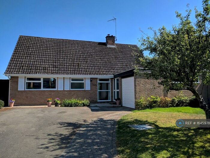 3 Bedroom Detached House To Rent In Broadlands, Northampton, NN6