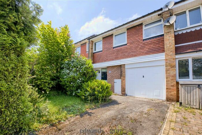 3 Bedroom Terraced House For Sale In Orchard Close, Curdworth, B76