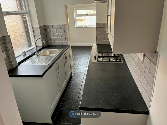 2 Bedroom Terraced House To Rent In Lorrimer Road, Leicester, LE2