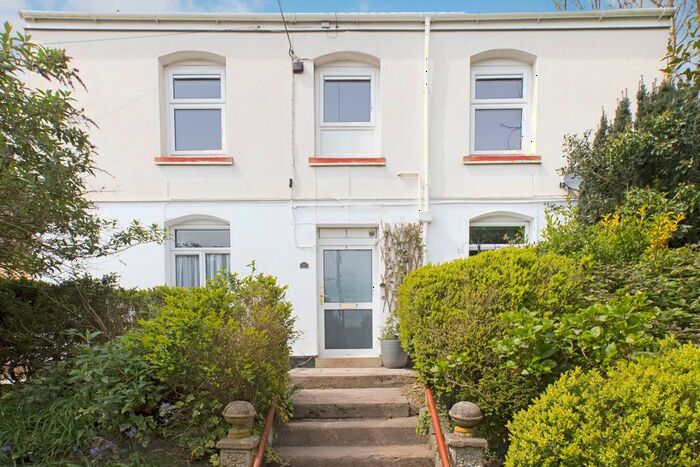 2 Bedroom Flat For Sale In Garfield Villa, Top Hill, Grampound Road, Truro, Cornwall, TR2
