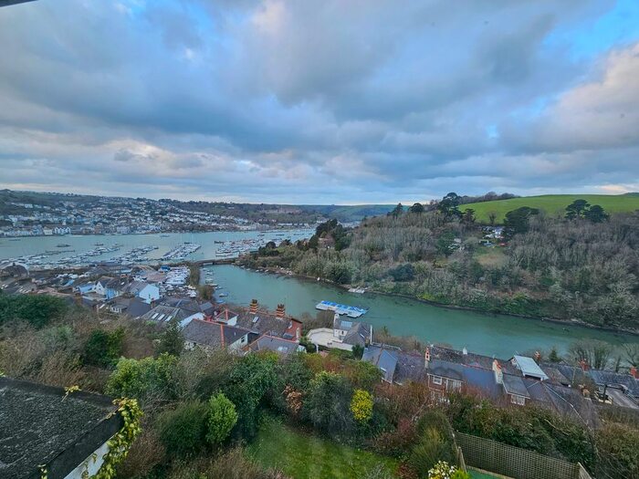 1 Bedroom Flat To Rent In Higher Contour Road, Dartmouth, TQ6