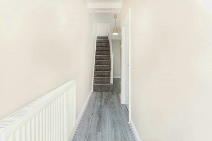 4 Bedroom House To Rent In Cameron Street, L7