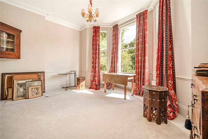 1 Bedroom Flat To Rent In Holland Road, London, W14