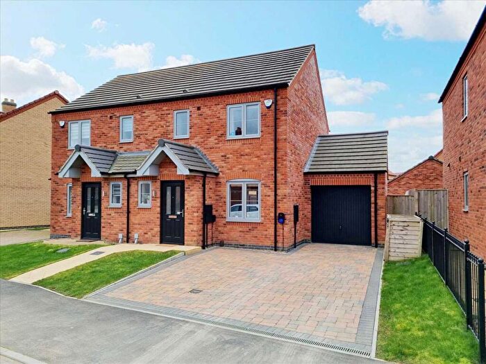 3 Bedroom Semi Detached House For Sale In Park Hill, Quarrington, NG34