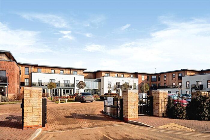 2 Bedroom Flat For Sale In Springfield Close, Stratford-Upon-Avon, CV37