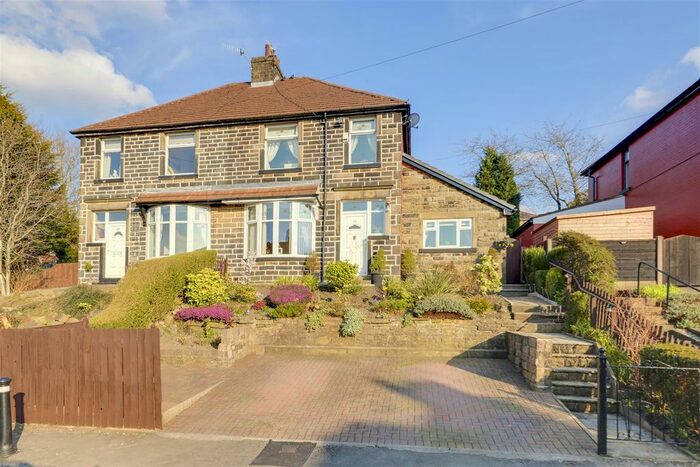 3 Bedroom Semi-Detached House For Sale In Park Road, Waterfoot, Rossendale, BB4