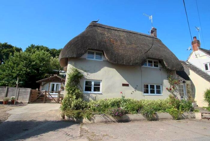 4 Bedroom Link Detached House For Sale In Burcombe Lane, Burcombe, Salisbury, SP2