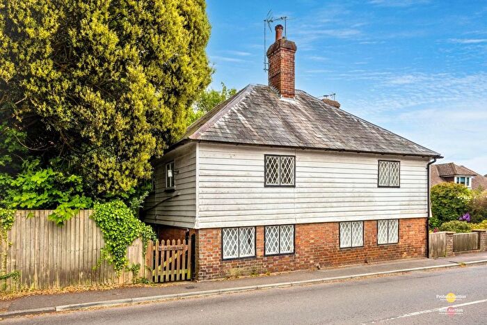 3 Bedroom End Terrace House For Sale In The Old Almhouses, Sparrows Green, Wadhurst, East Sussex, TN5