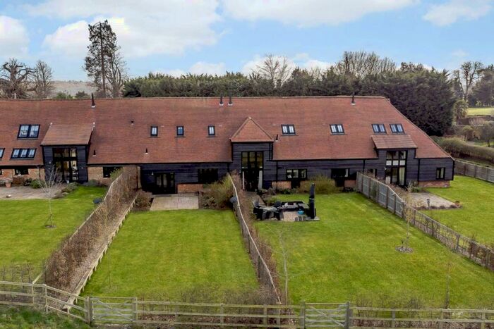 2 Bedroom Barn Conversion For Sale In Winterbourne, Newbury, Berkshire, RG20