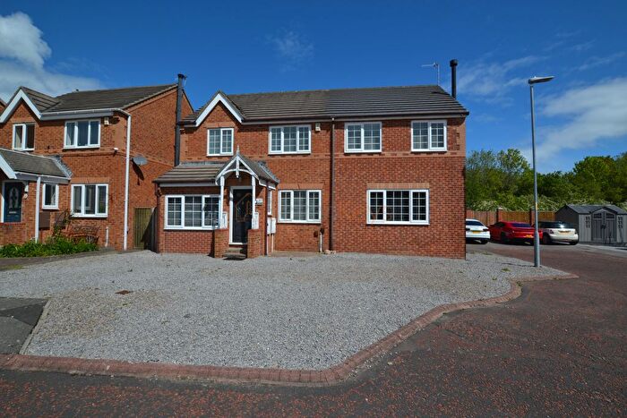 6 Bedroom Detached House For Sale In Parklands Court, Gateshead, Tyne And Wear, NE10