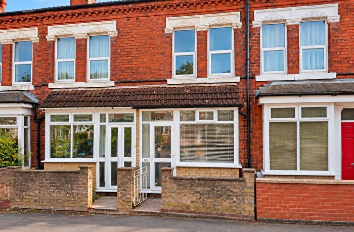 2 Bedroom Terraced House To Rent In Frances Road, Cotteridge, Birmingham, B30
