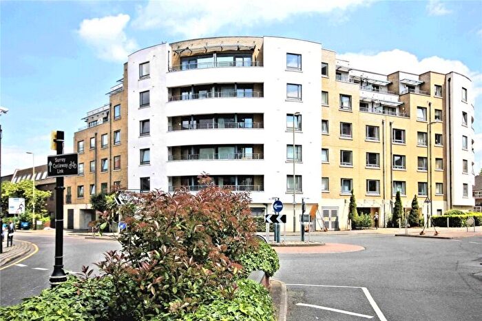 2 Bedroom Apartment To Rent In Woking, Surrey, GU21