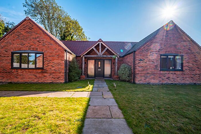 3 Bedroom Bungalow For Sale In The Beeches, Marston, Grantham, Lincolnshire, NG32