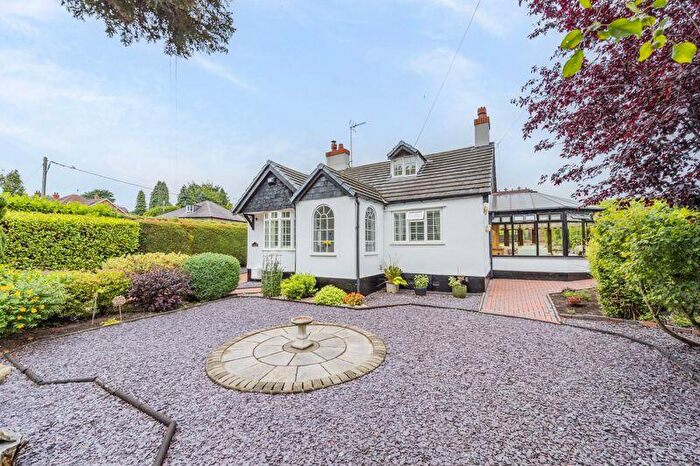 2 Bedroom Detached Bungalow For Sale In Wrexham Road, Pentre Bychan, LL14