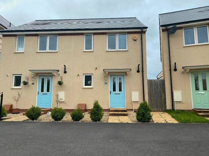 2 Bedroom Property To Rent In Larch Close, Lyde Green, Bristol, BS16