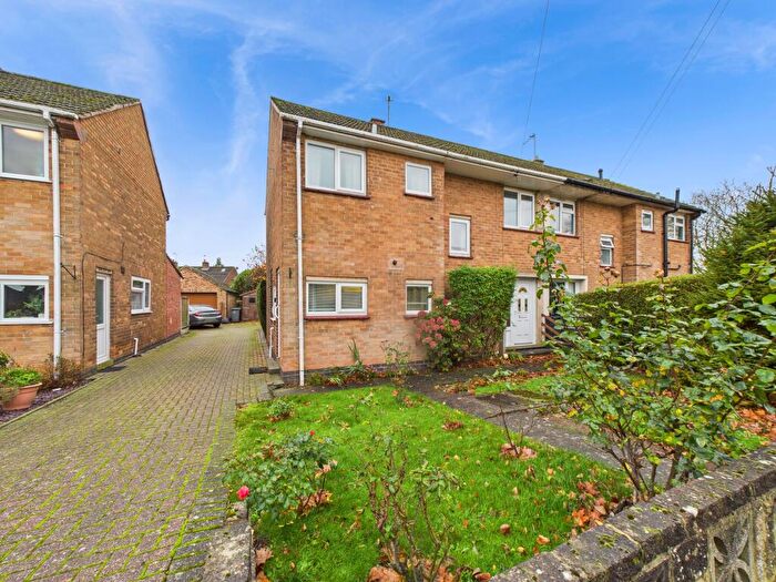 3 Bedroom Semi Detached House For Sale In Greenfields Avenue, Littleover, DE23