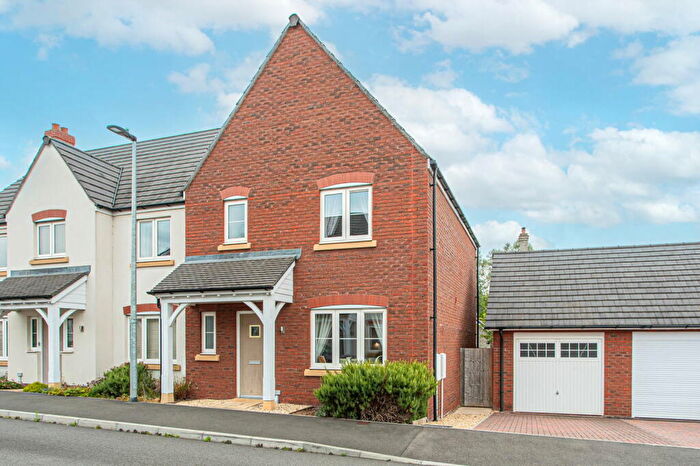 3 Bedroom Semi-Detached House For Sale In Charfield, Wotton-under-edge, GL12