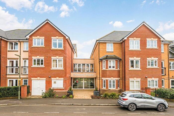 2 Bedroom House For Sale In Churchfield Road, Walton-On-Thames, KT12