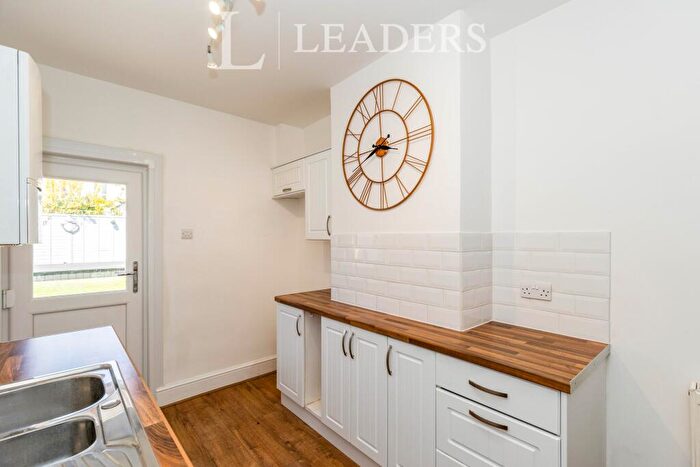 2 Bedroom Terraced House To Rent In Strode Road, PO2