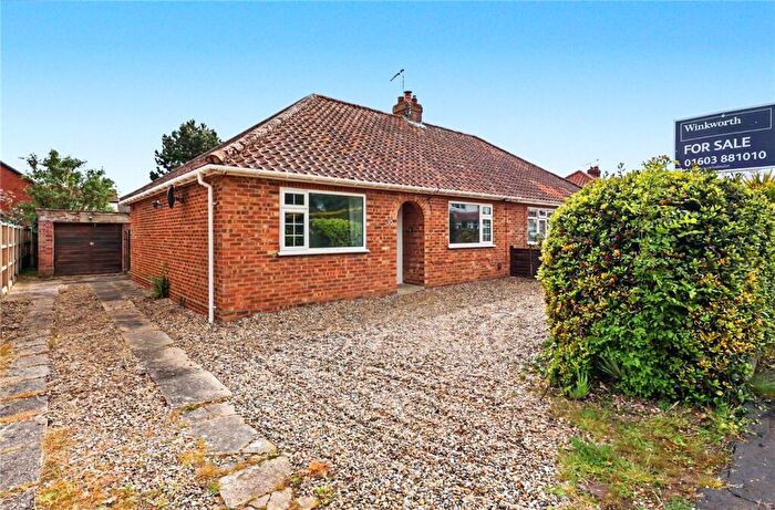 2 Bedroom Bungalow For Sale In Waldemar Avenue, Hellesdon, Norwich, Norfolk, NR6