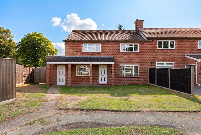 3 Bedroom Semi-Detached House For Sale In Presses Close, Bluntisham, Huntingdon, PE28