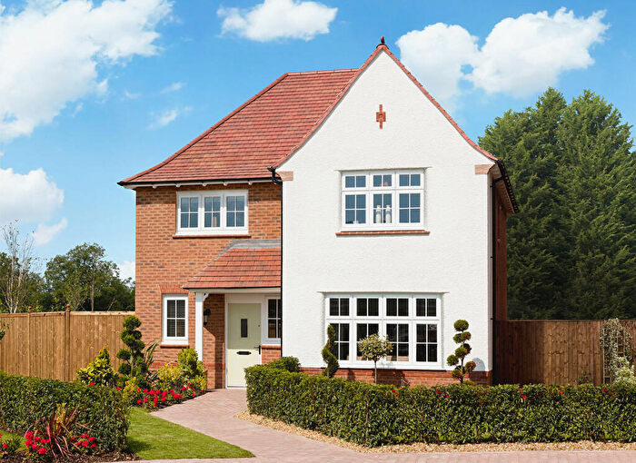 4 Bedroom Detached House For Sale In Nether Mayne Langdon Hills Essex, SS16