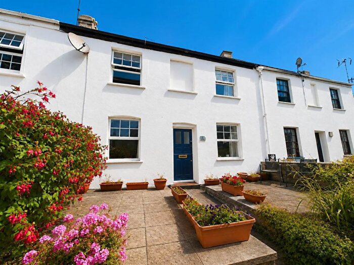2 Bedroom Cottage For Sale In Britannia Row, Ilfracombe, EX34