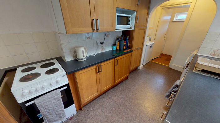 3 Bedroom Terraced House To Rent In Whitehall Terrace | Student House | /, LN1