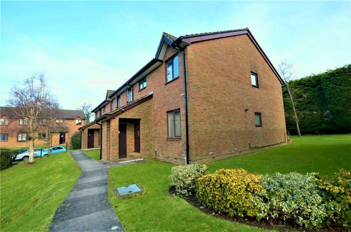 2 Bedroom Apartment To Rent In Altdam Farm, Park View Road, Salfords, RH1