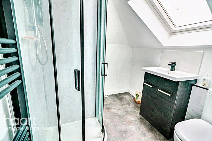 5 Bedroom Detached House For Sale In Pudding Pie Close, Bristol, BS40