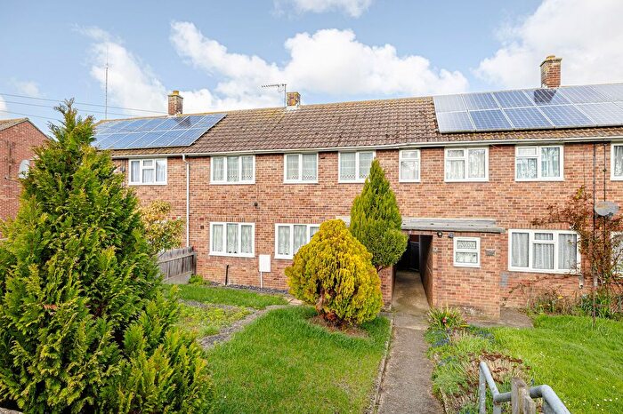 3 Bedroom Terraced House For Sale In Hall Close, Bourn, CB23